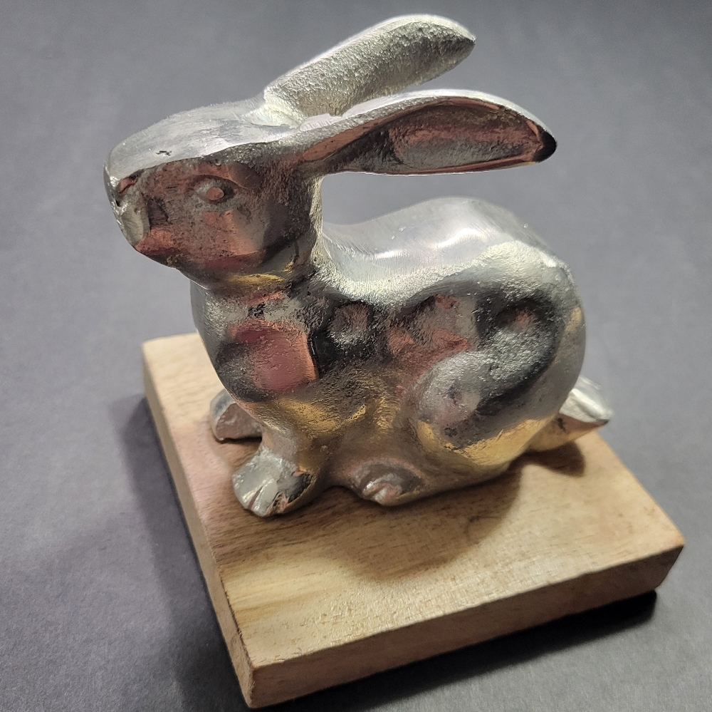 Silver Easter Bunny Rabbit Ears Back Sitting Rabbit, 4"